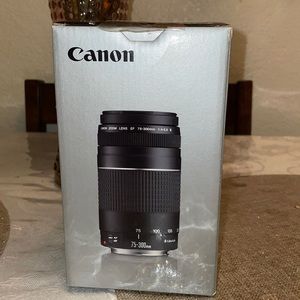Canon EF 75-300mm f/4-5.6 III Telephoto Zoom Lens for Canon SLR Cameras